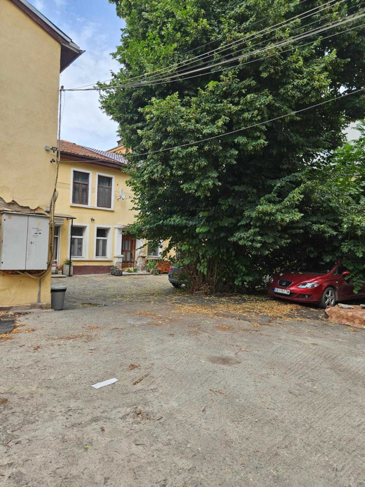 Hot Spot Studio In The Center Sofia Exterior photo